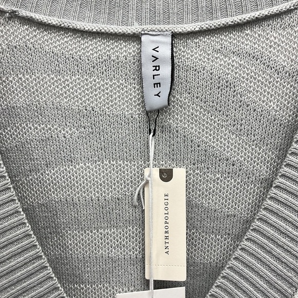 Varley Calvert Oversized Sweater in Gray Size M Zebra Print V-Neck - Picture 2 of 5